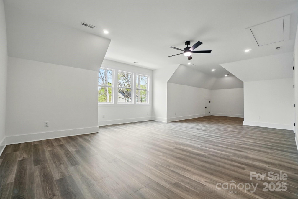 149 Shady Cove Rd Troutman, NC 28166