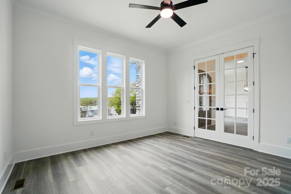 149 Shady Cove Rd Troutman, NC 28166