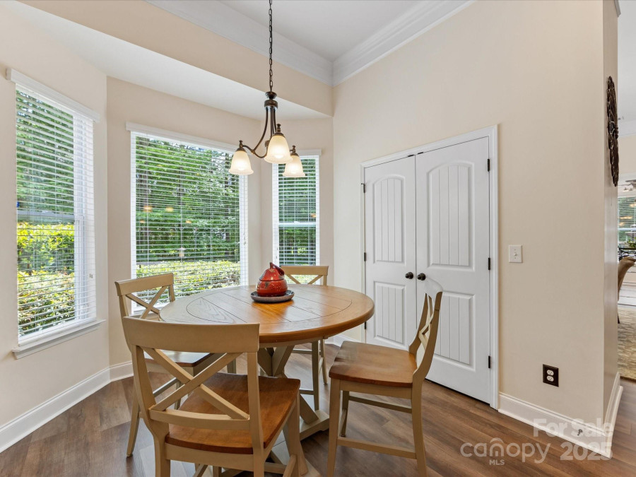 11727 Dunham Dr Matthews, NC 28105