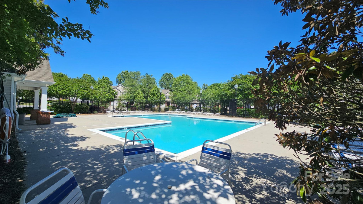 3412 Summerfield Ridge Ln Matthews, NC 28105