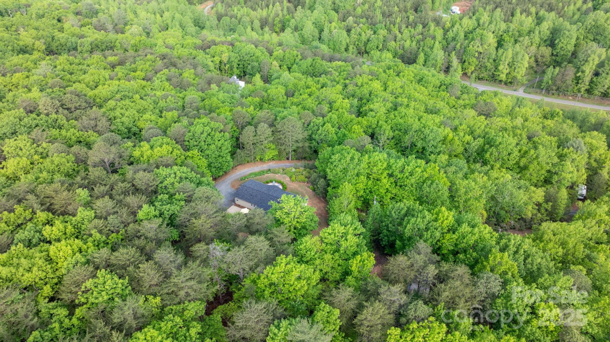 6618 Wards Gap Rd Casar, NC 28020
