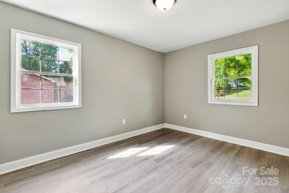 131 Little Forest Ln Statesville, NC 28625