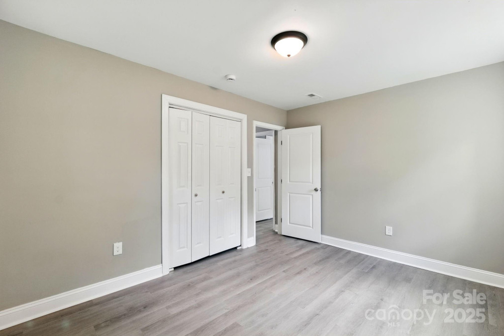 131 Little Forest Ln Statesville, NC 28625