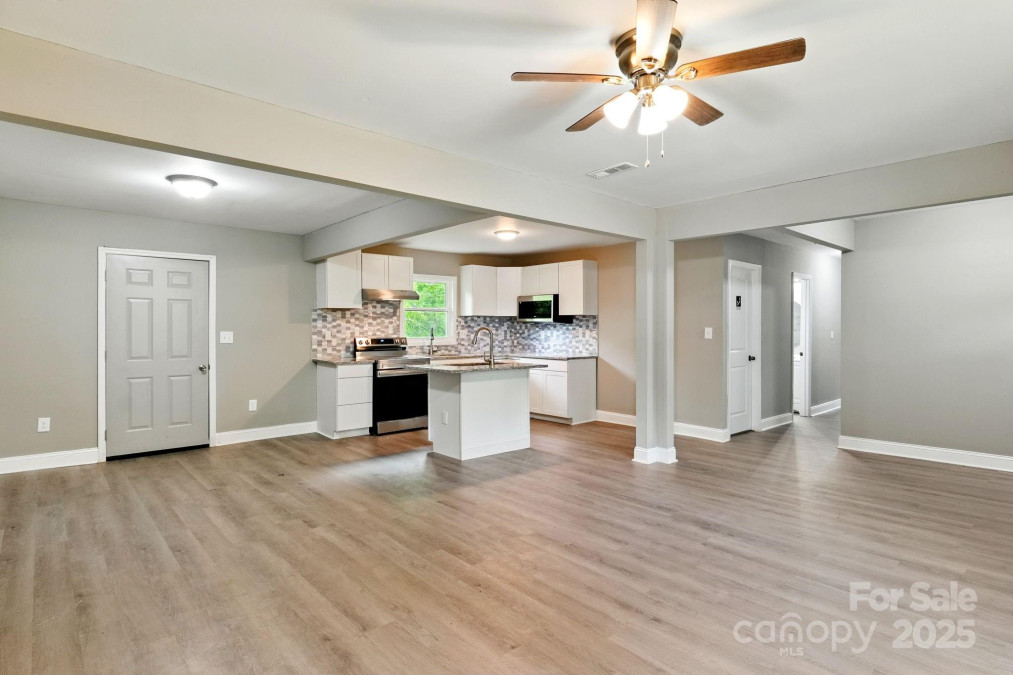 131 Little Forest Ln Statesville, NC 28625