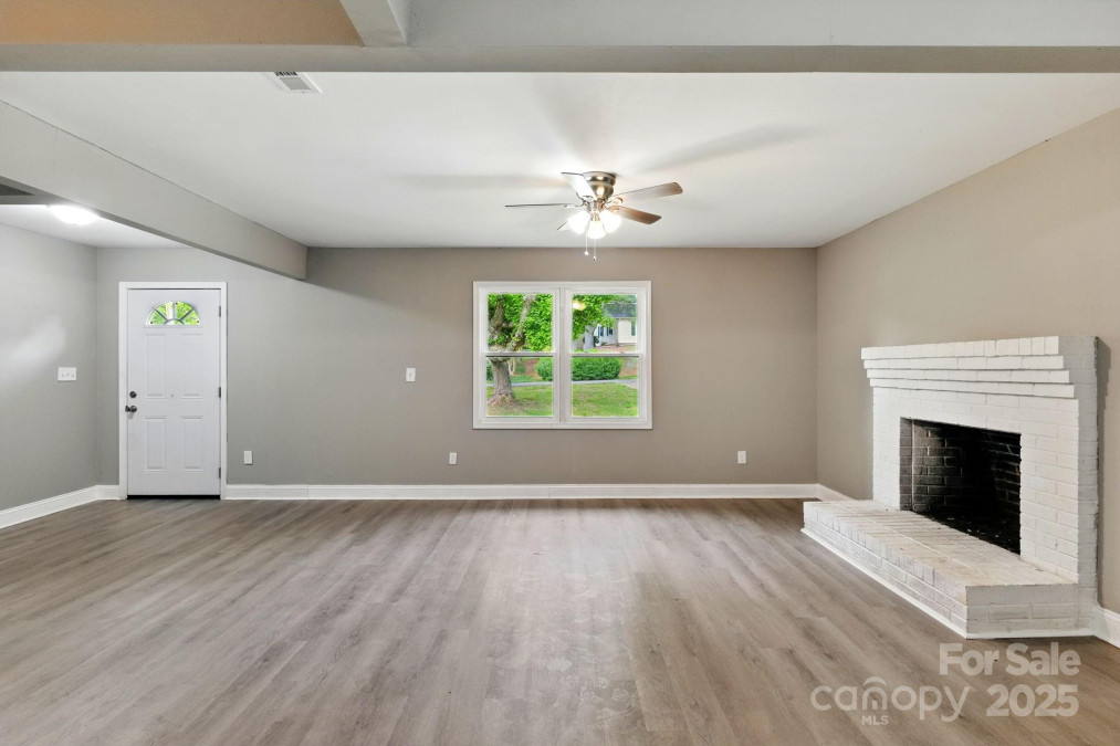 131 Little Forest Ln Statesville, NC 28625