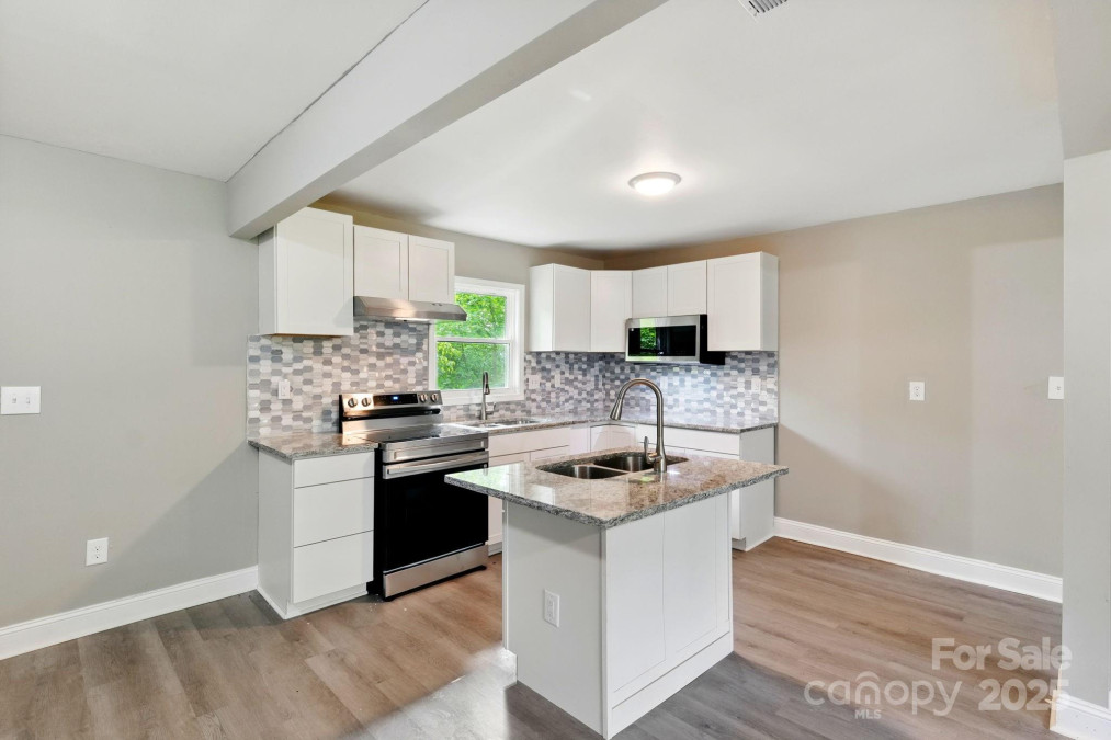 131 Little Forest Ln Statesville, NC 28625