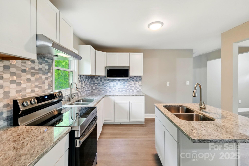 131 Little Forest Ln Statesville, NC 28625