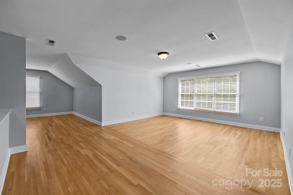 2025 Groves Edge Ln Waxhaw, NC 28173