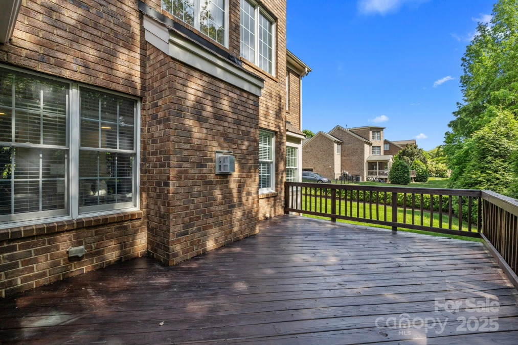 2025 Groves Edge Ln Waxhaw, NC 28173