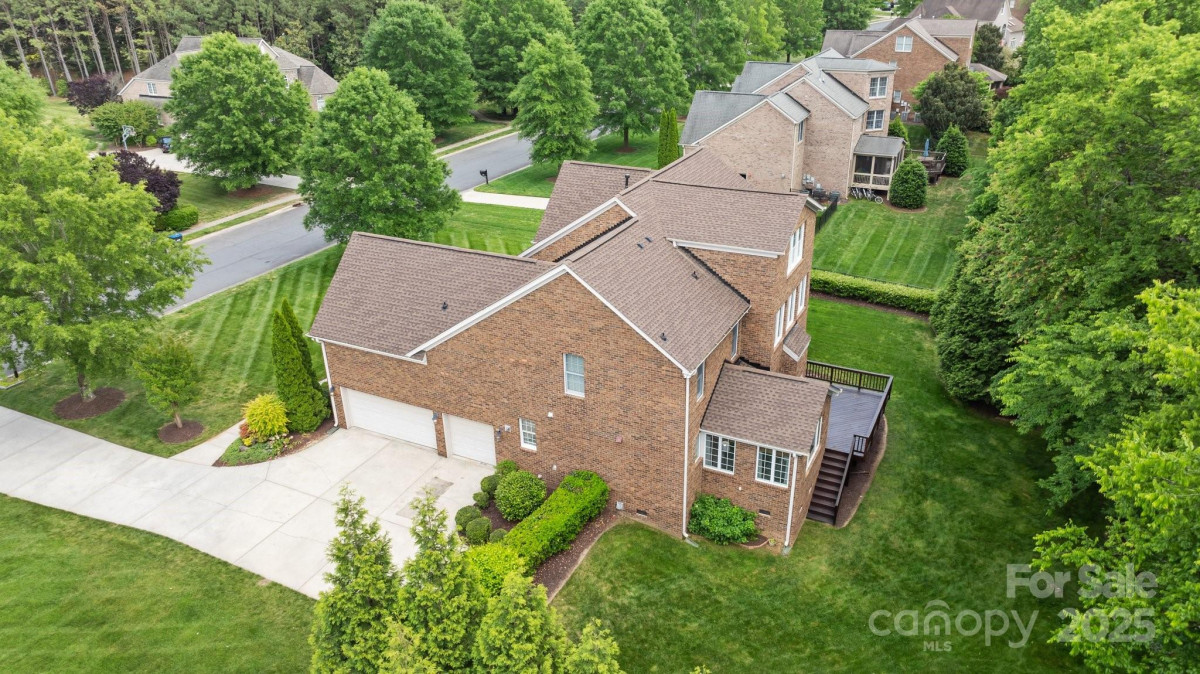 2025 Groves Edge Ln Waxhaw, NC 28173