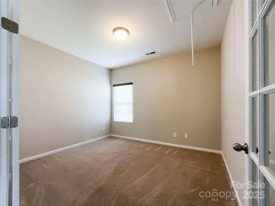 1876 Yellow Daisy Dr Matthews, NC 28104