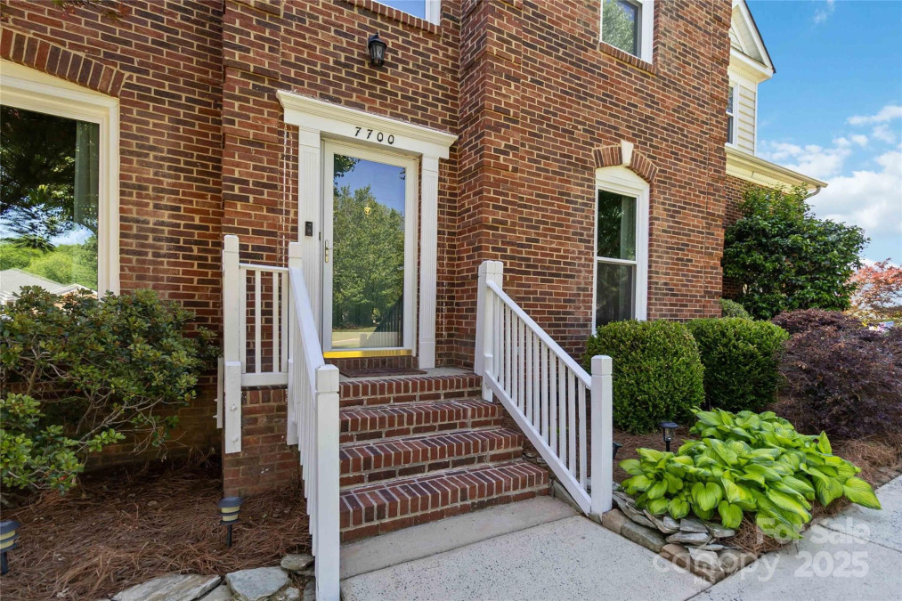 7700 Ninth Fairway Ln Mint Hill, NC 28227