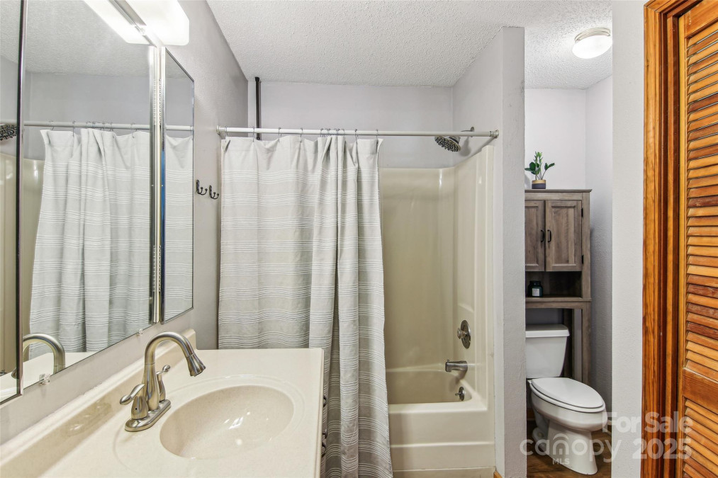 333 Fisher Rd Brevard, NC 28712