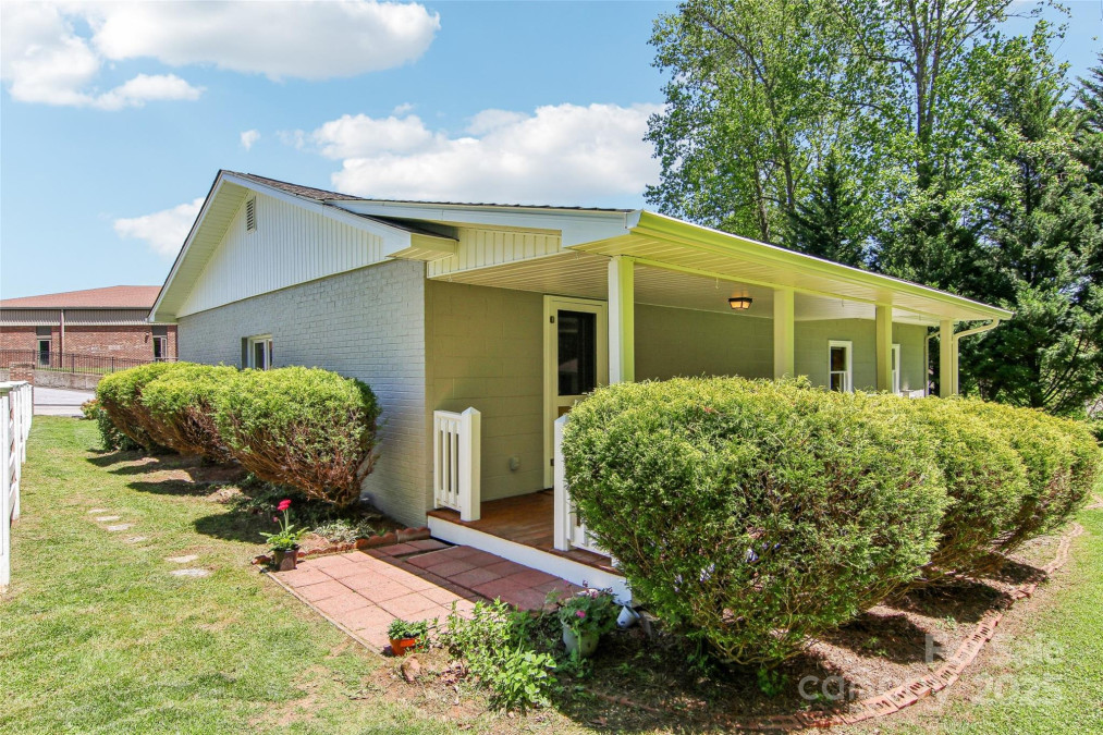333 Fisher Rd Brevard, NC 28712