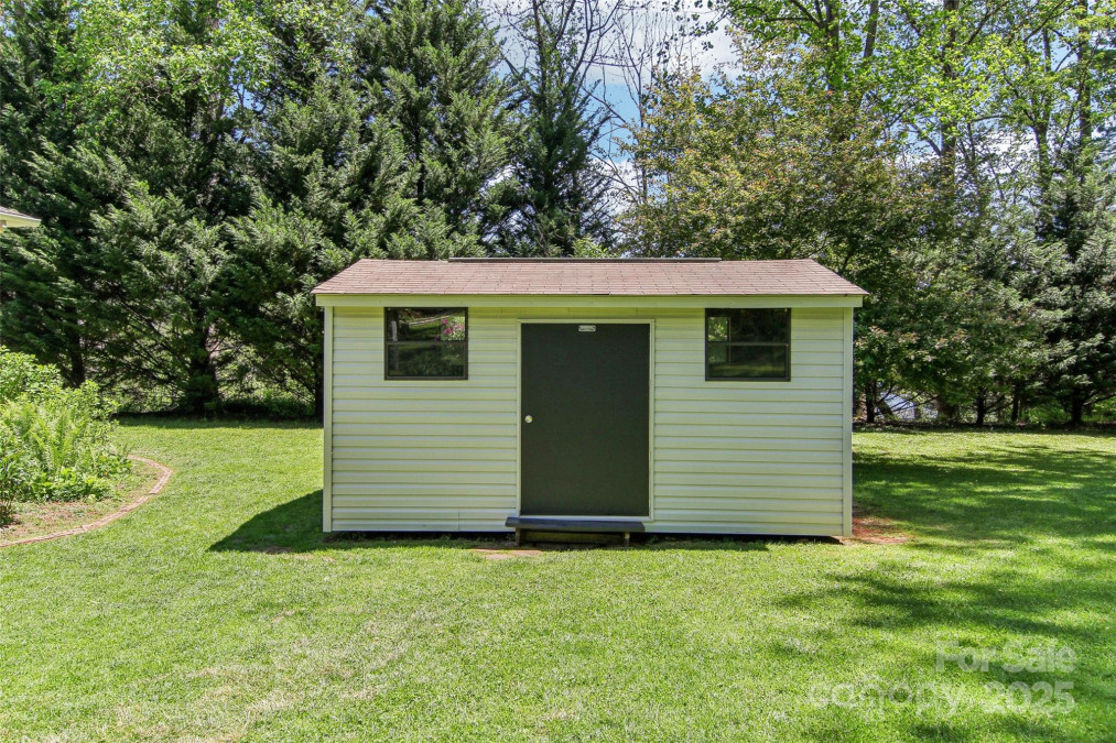 333 Fisher Rd Brevard, NC 28712