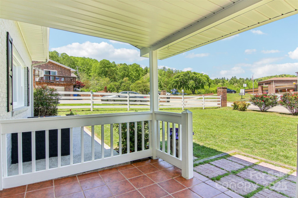 333 Fisher Rd Brevard, NC 28712