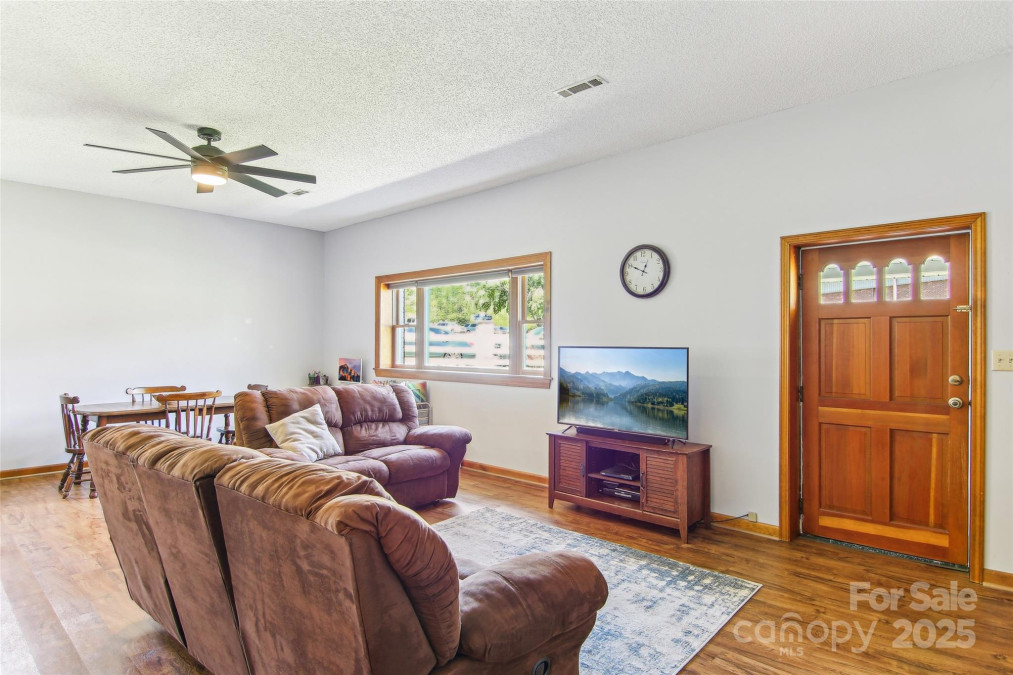333 Fisher Rd Brevard, NC 28712