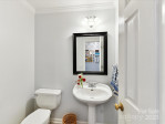 10024 Whitethorn Dr Charlotte, NC 28277