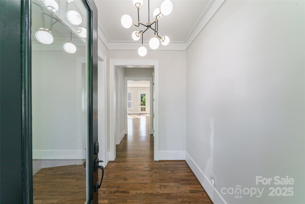 1909 Summey Ave Charlotte, NC 28205