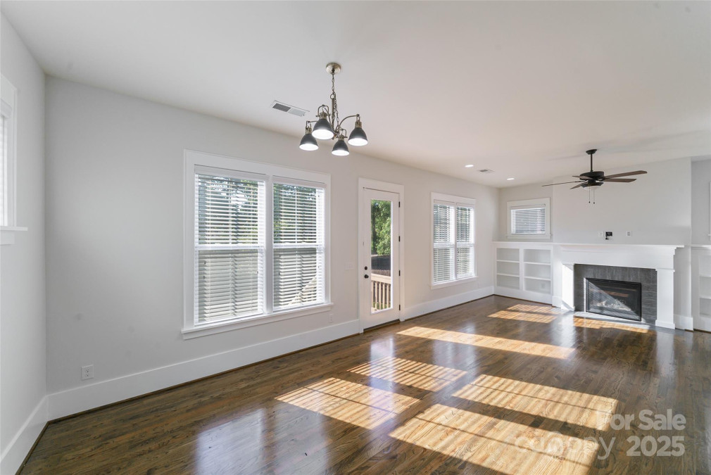 1909 Summey Ave Charlotte, NC 28205