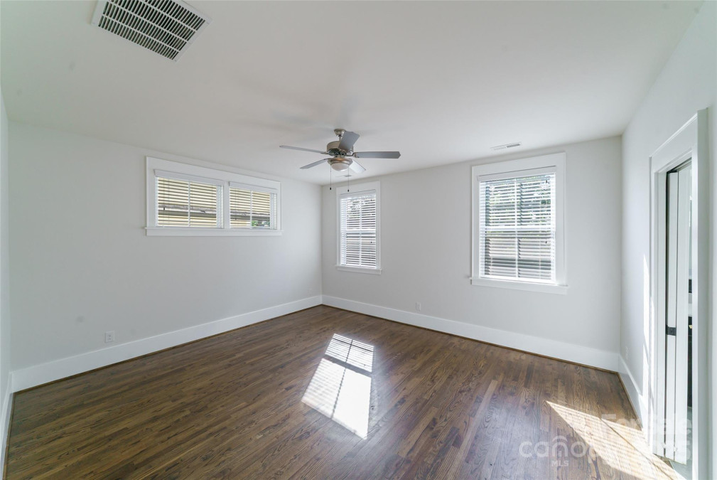 1909 Summey Ave Charlotte, NC 28205