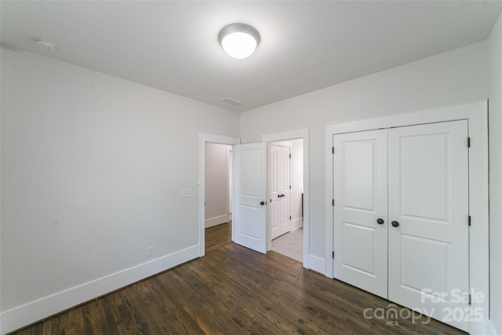 1909 Summey Ave Charlotte, NC 28205
