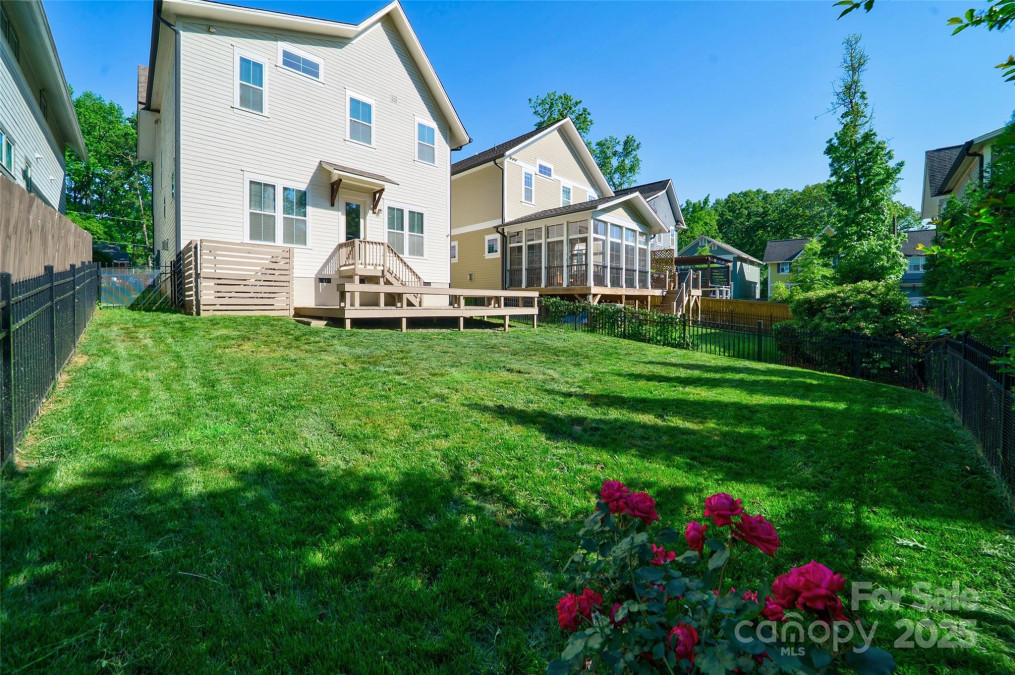 1909 Summey Ave Charlotte, NC 28205