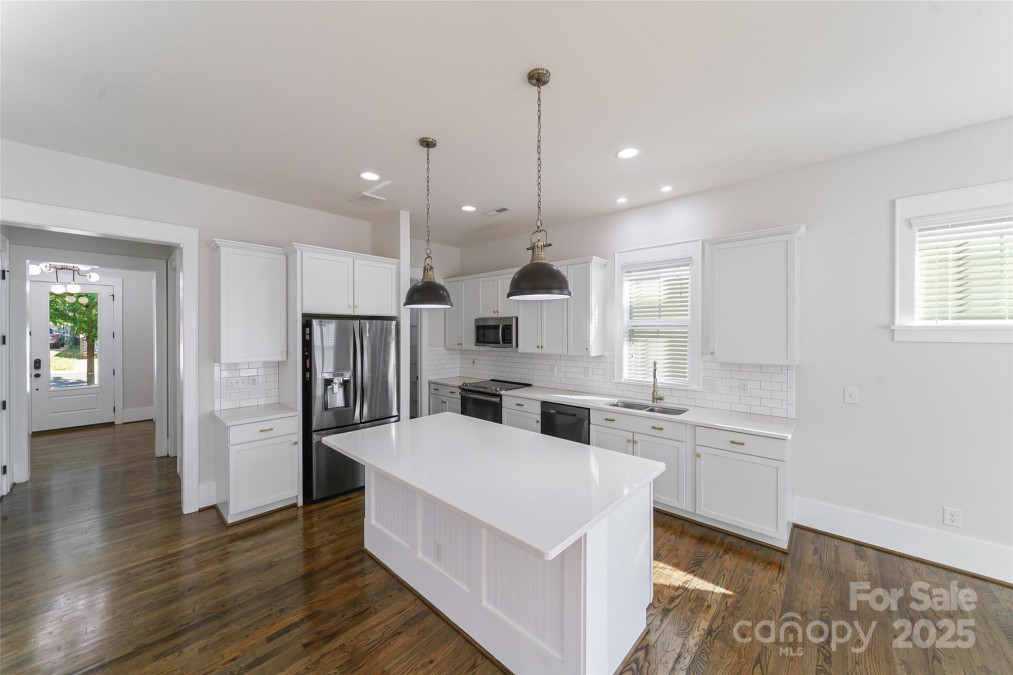 1909 Summey Ave Charlotte, NC 28205
