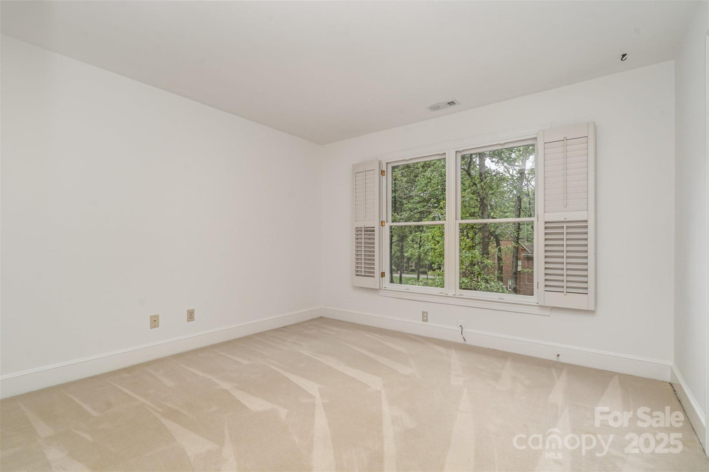 2600 Oakmeade Dr Charlotte, NC 28270