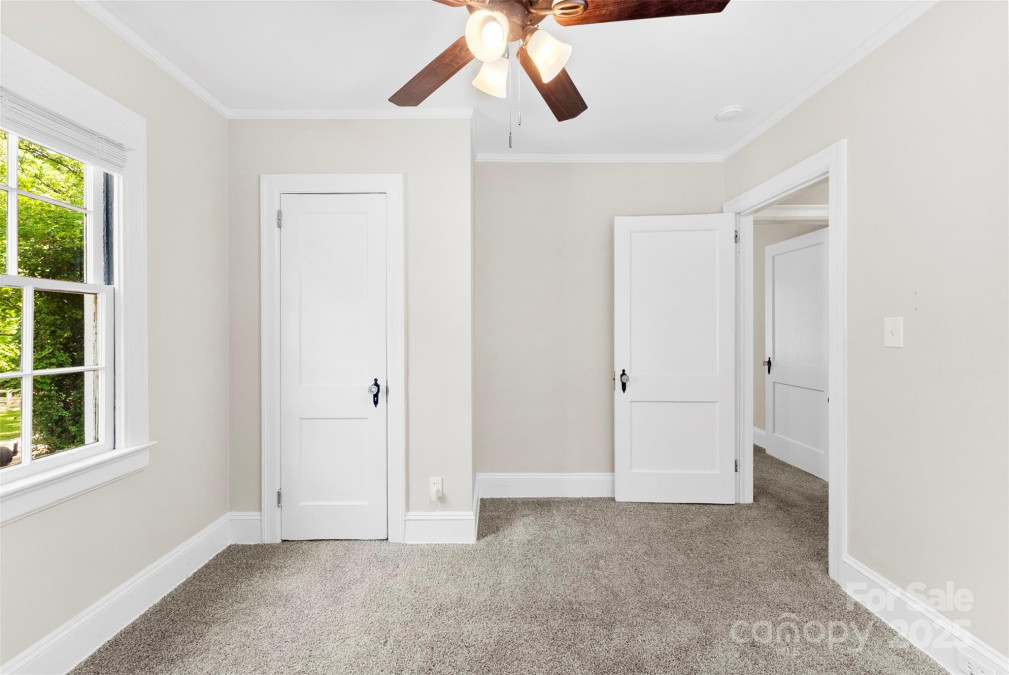 2008 Highland St Charlotte, NC 28208