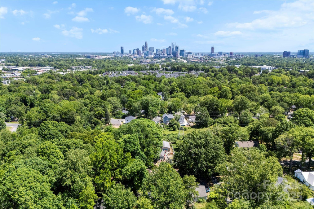 2008 Highland St Charlotte, NC 28208