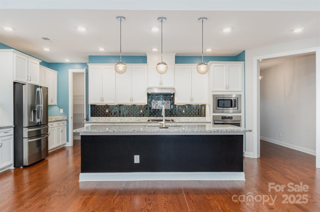8210 Festival Way Charlotte, NC 28215