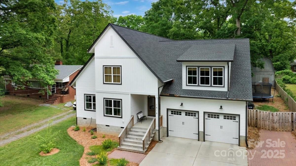1816 Lisbon Ln Charlotte, NC 28269
