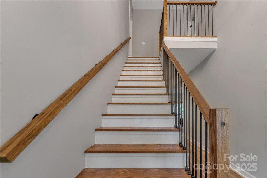 1816 Lisbon Ln Charlotte, NC 28269