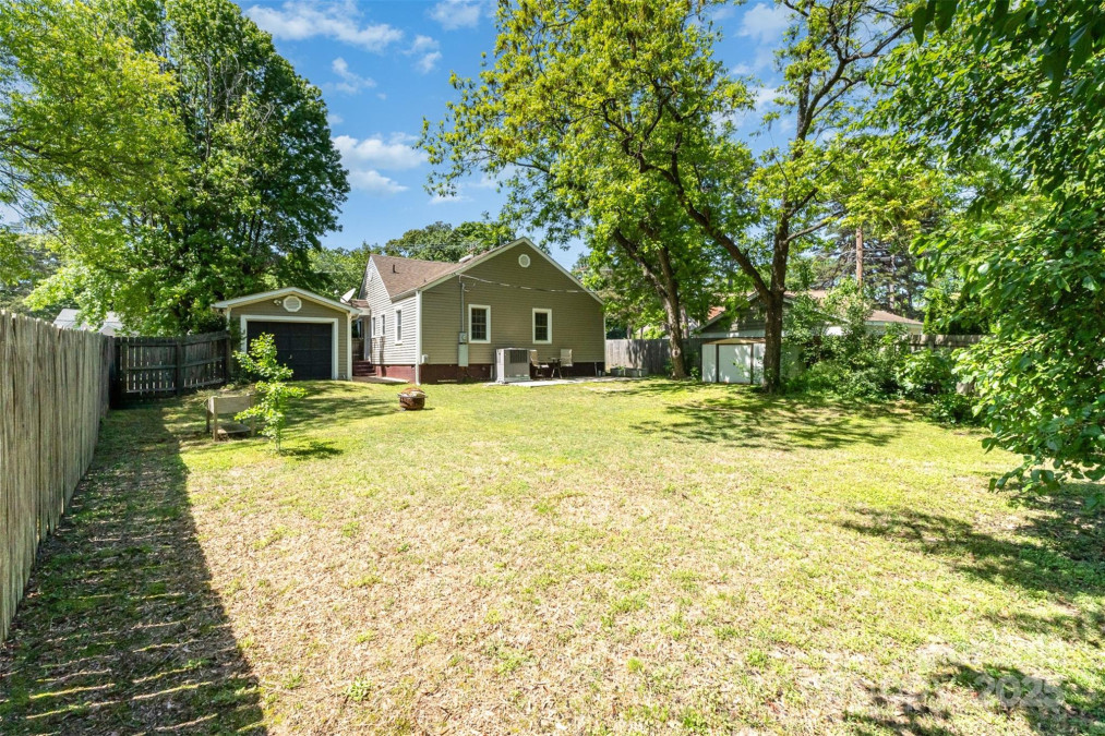 3612 The Pz Charlotte, NC 28205