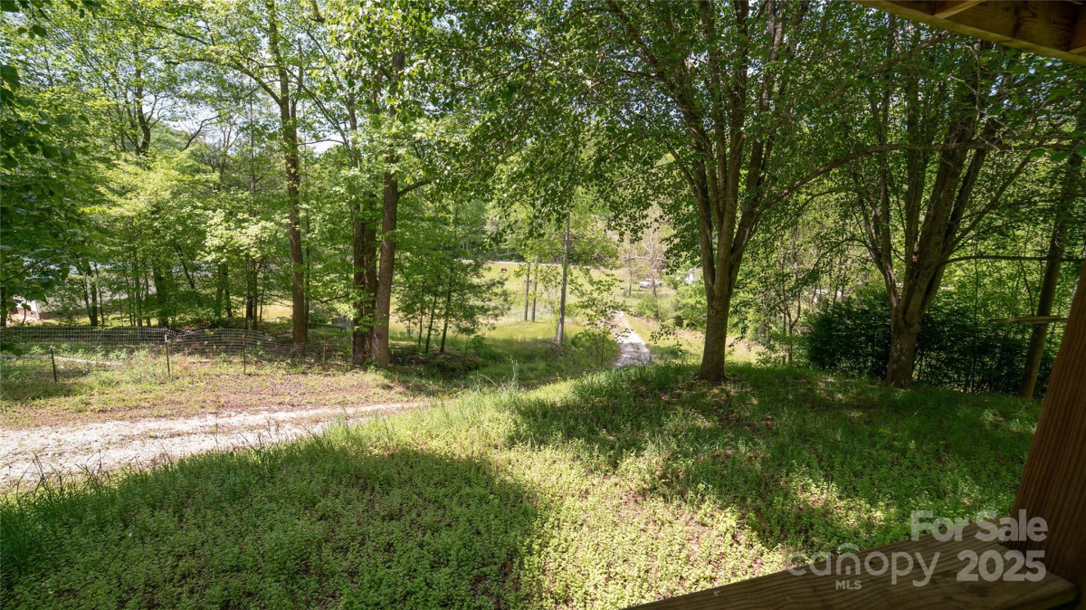 1926 Zacks Fork Rd Lenoir, NC 28645