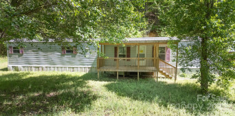 1926 Zacks Fork Rd Lenoir, NC 28645