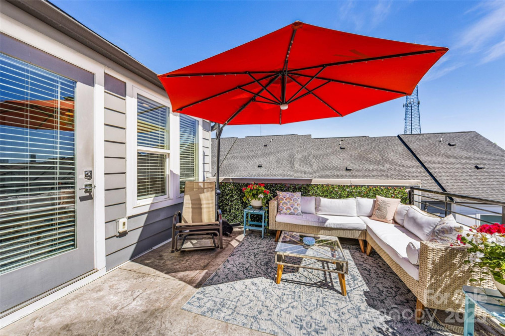 2123 Bryant Park Dr Charlotte, NC 28208
