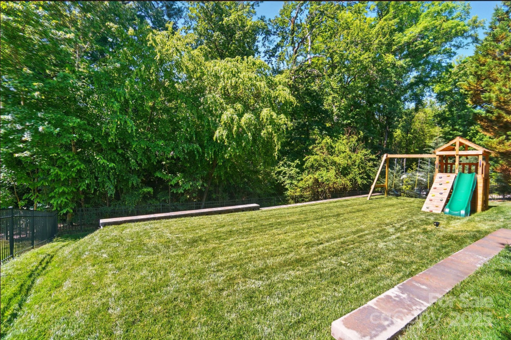 7722 Garnkirk Dr Huntersville, NC 28078