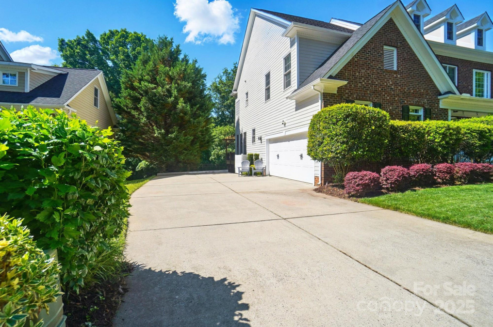 7722 Garnkirk Dr Huntersville, NC 28078