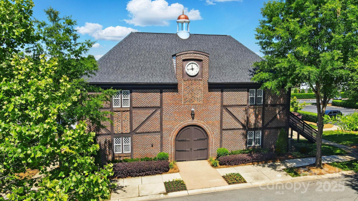7722 Garnkirk Dr Huntersville, NC 28078