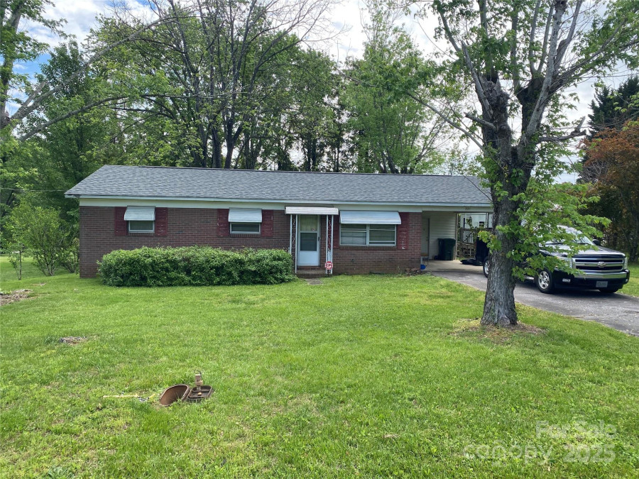 321 Sheldon St Hudson, NC 28638