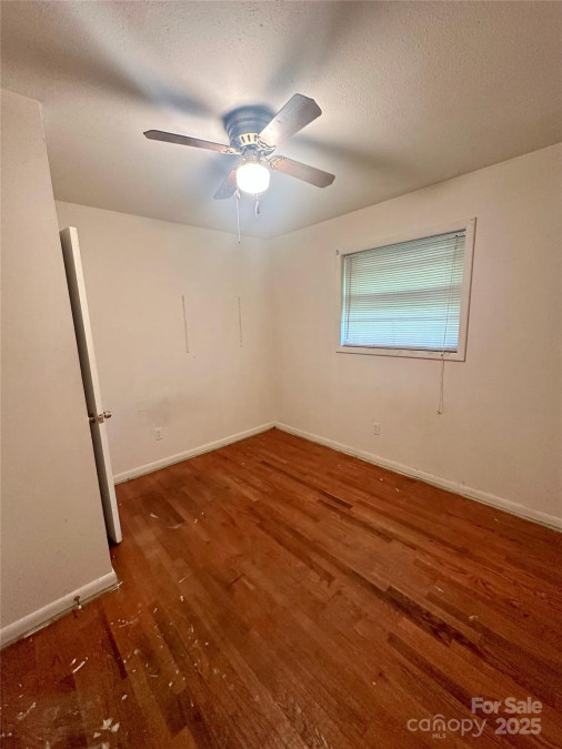 321 Sheldon St Hudson, NC 28638