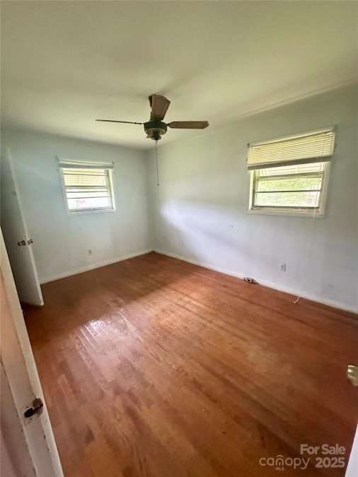 321 Sheldon St Hudson, NC 28638