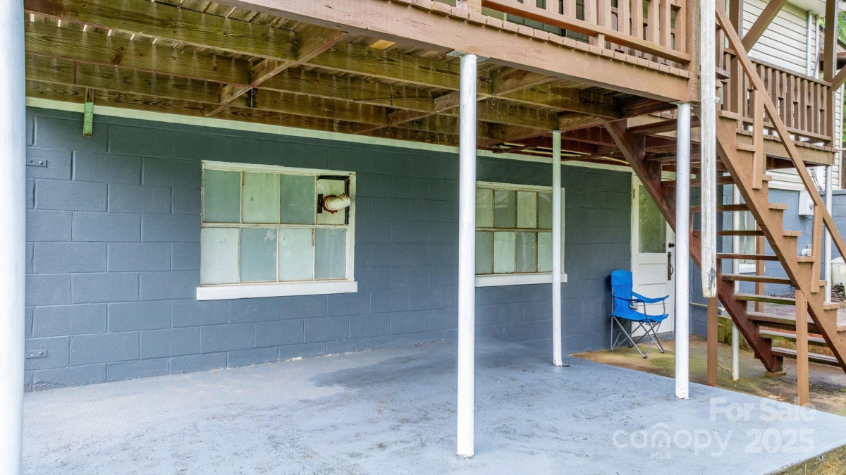 281 Glenwood Dr Marion, NC 28752