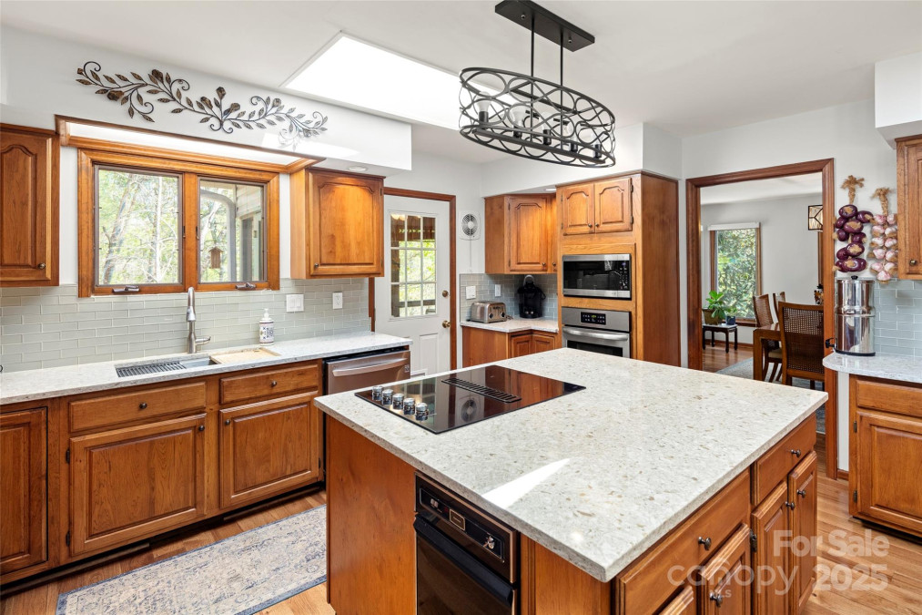 119 Rome Ct Lake Lure, NC 28746