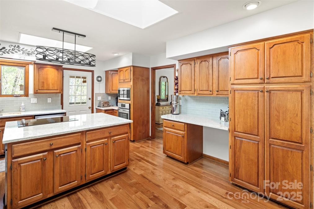 119 Rome Ct Lake Lure, NC 28746
