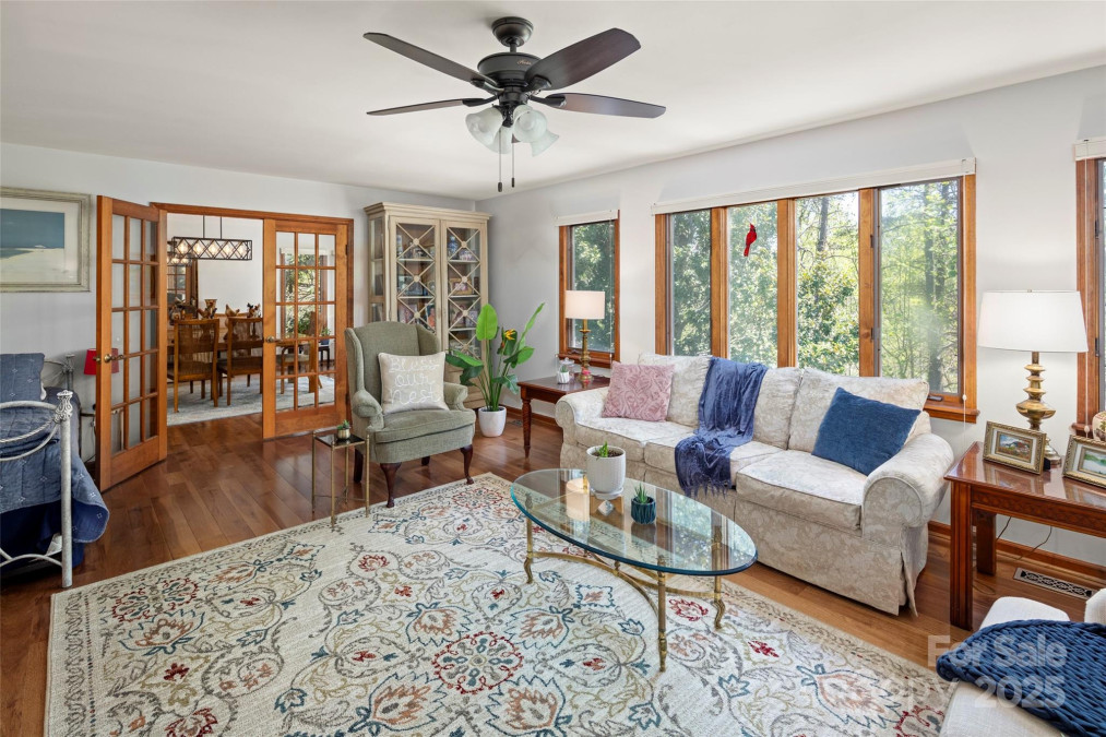 119 Rome Ct Lake Lure, NC 28746