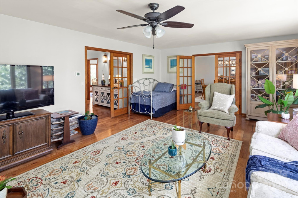 119 Rome Ct Lake Lure, NC 28746