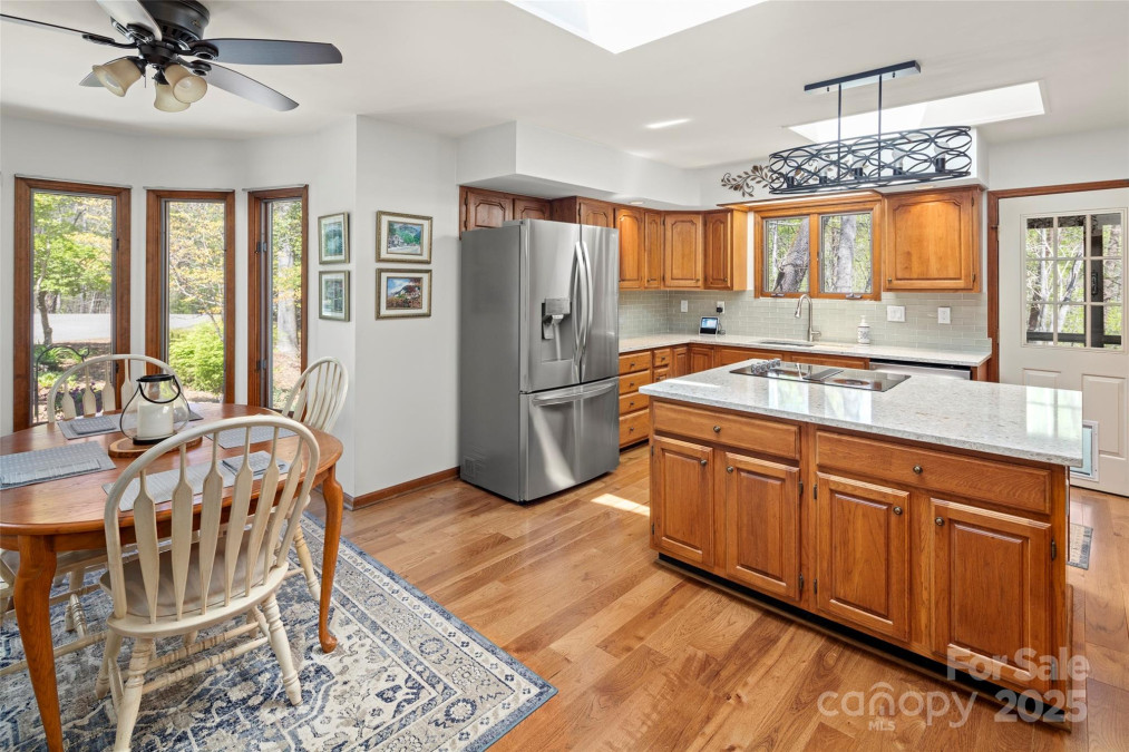 119 Rome Ct Lake Lure, NC 28746